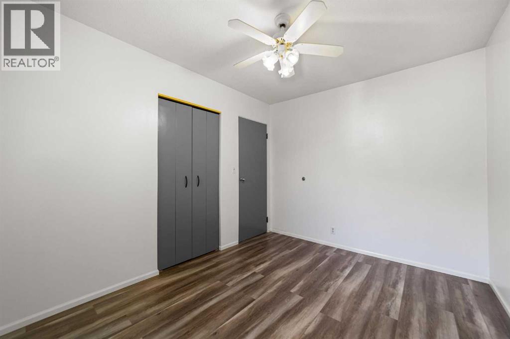 4814 49 Avenue - 16
