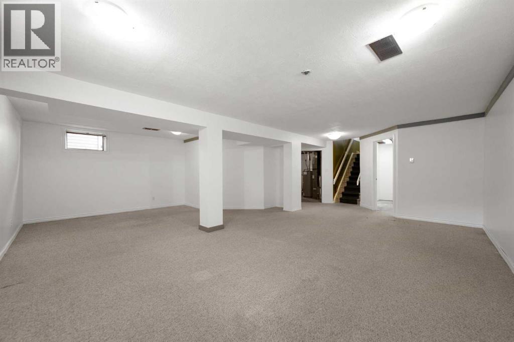 4814 49 Avenue - 18