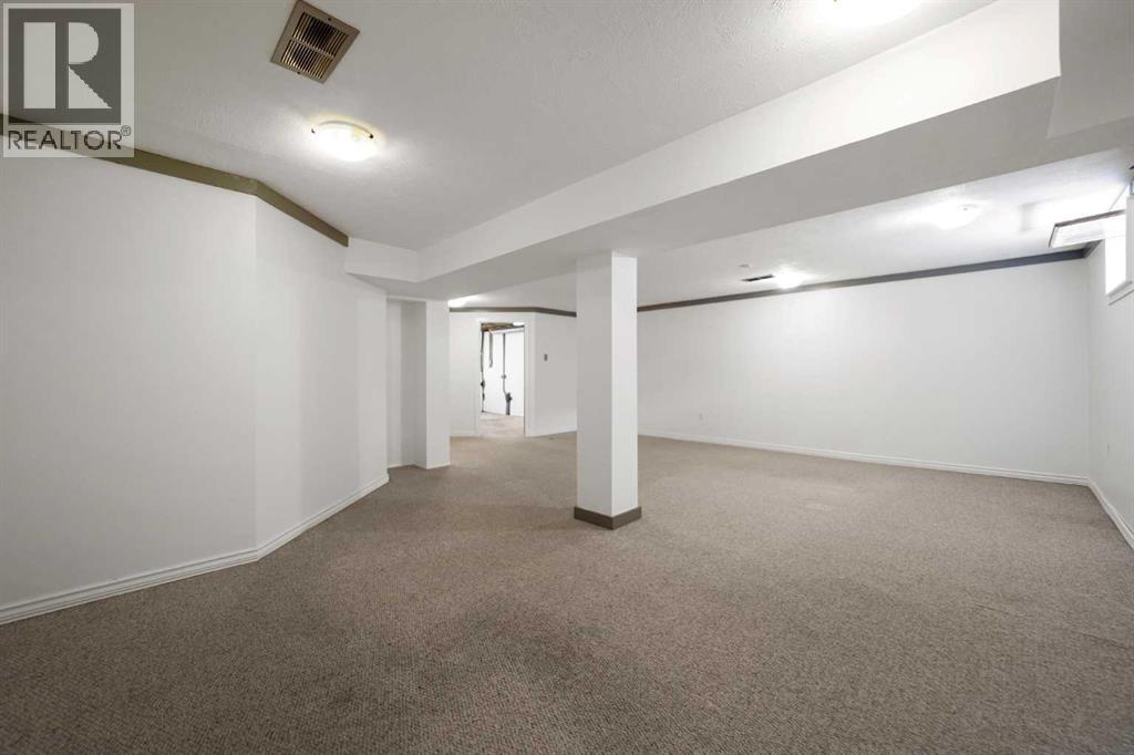 4814 49 Avenue - 19