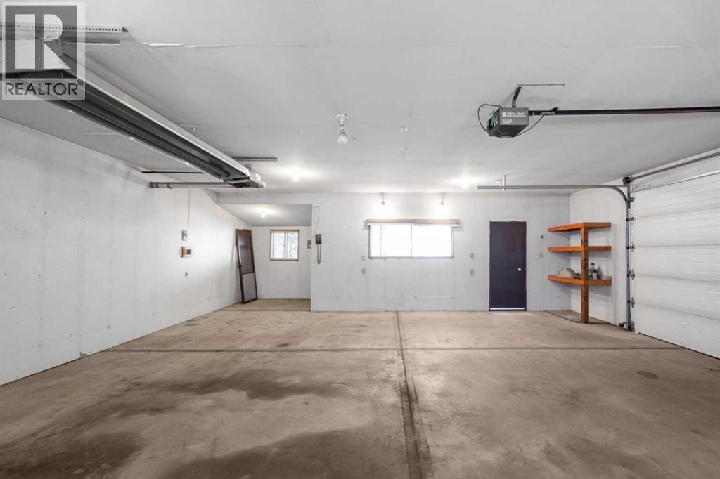 4814 49 Avenue - 26