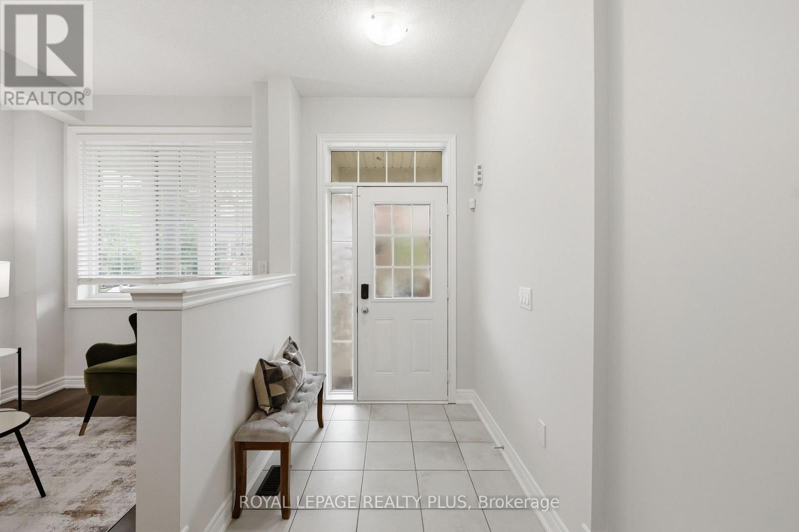 1527 CARR LANDING - 10