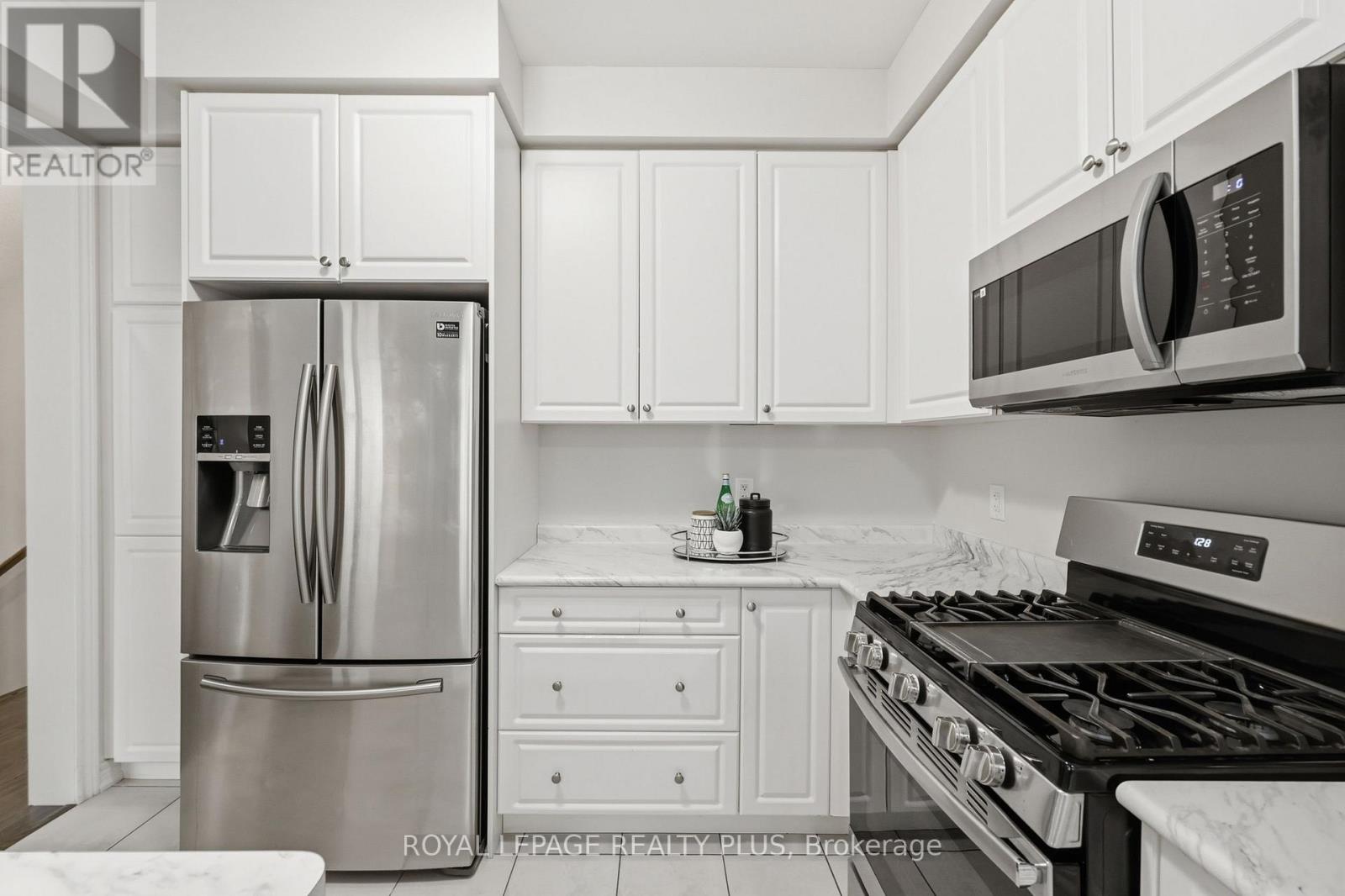 1527 CARR LANDING - 20
