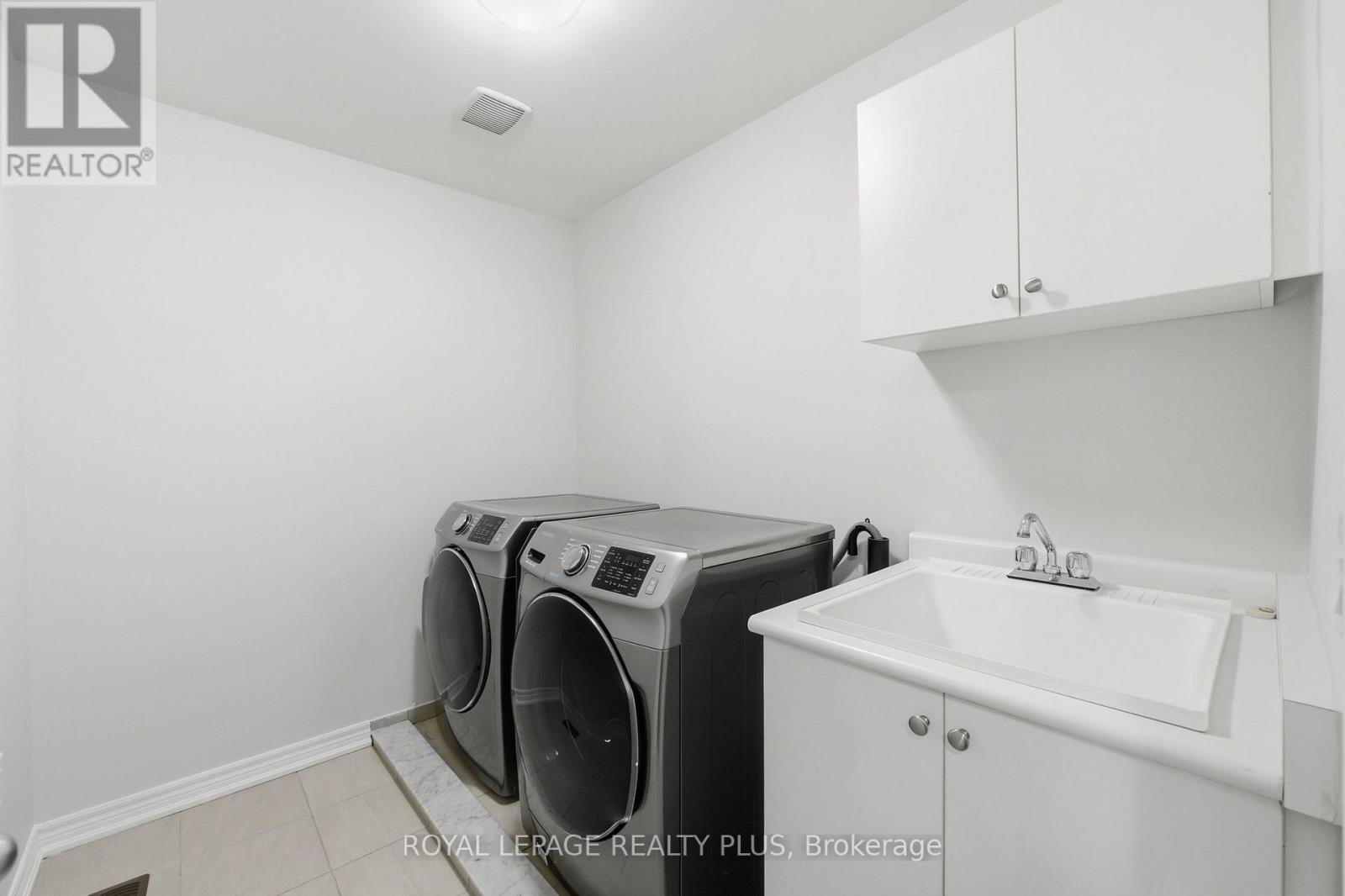 1527 CARR LANDING - 35