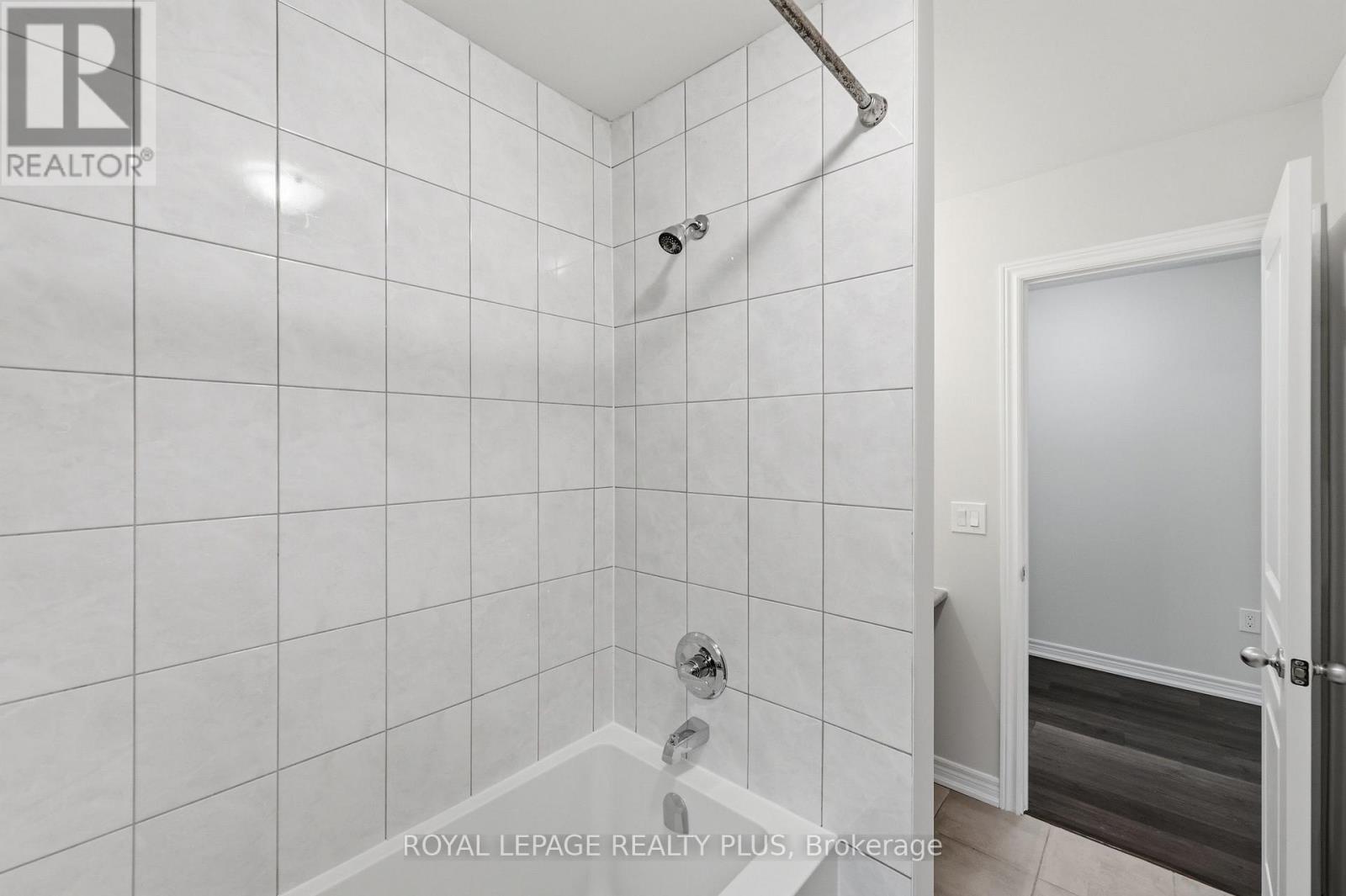 1527 CARR LANDING - 41