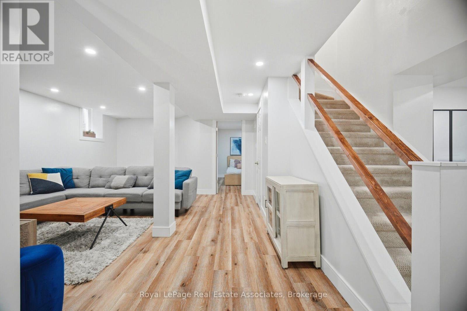 225 BARBER DRIVE - 39