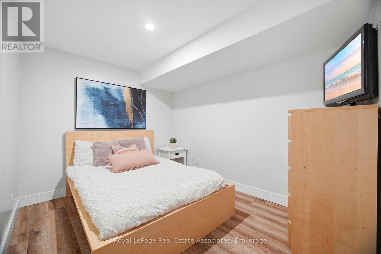 225 BARBER DRIVE - 40