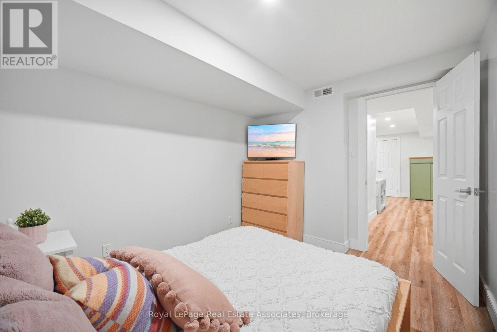 225 BARBER DRIVE - 41