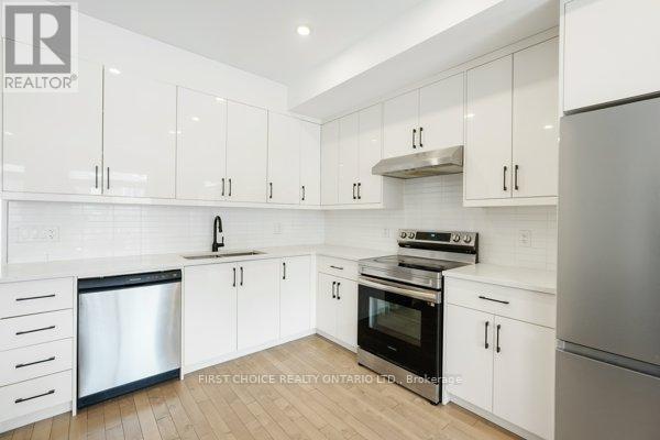 271 QUEEN MARY STREET - 6