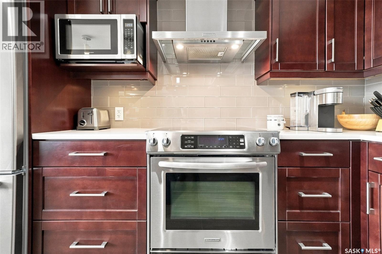 #2102 315 5th AVENUE N - 13