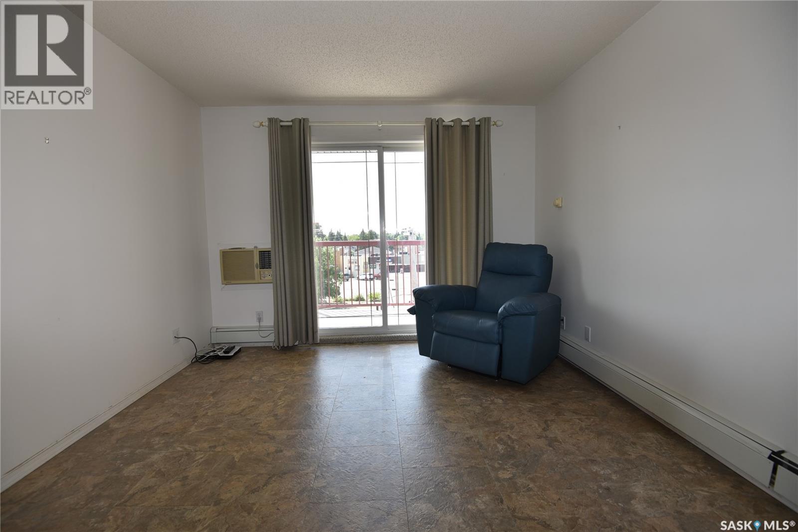 #407 220 1st STREET E - 13