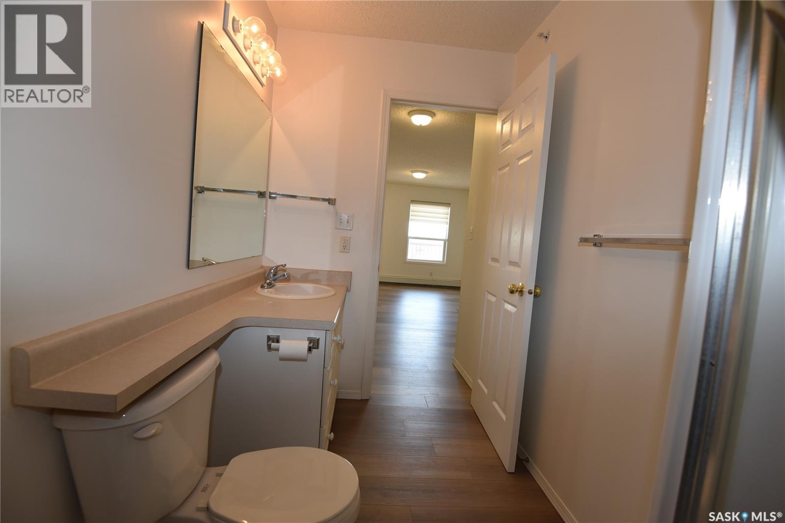 #407 220 1st STREET E - 23