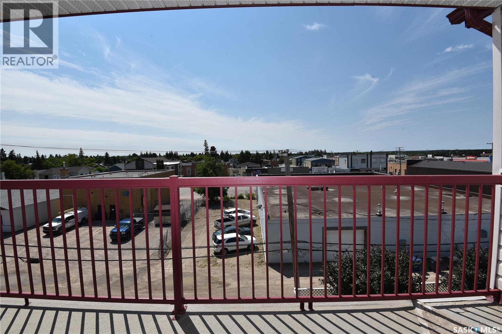 #407 220 1st STREET E - 24