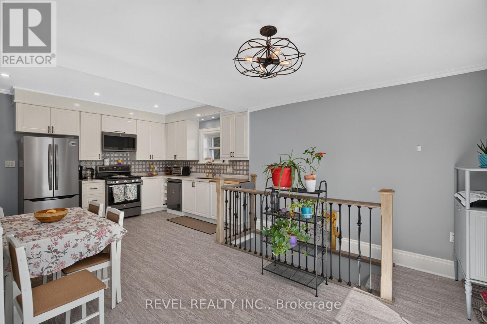 9 DAVIDSON STREET - 14