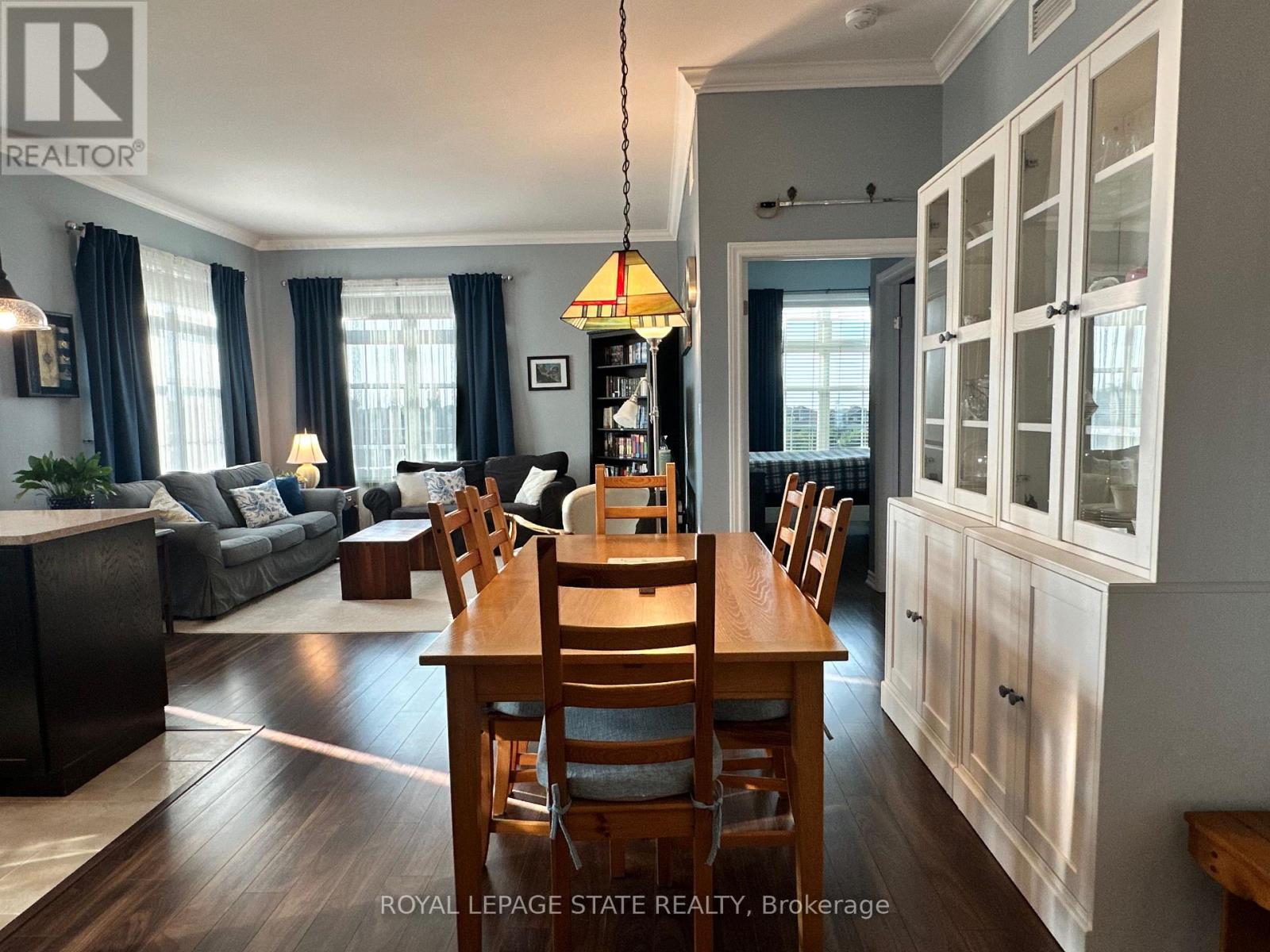 #307 14 SAUNDERS DRIVE - 11