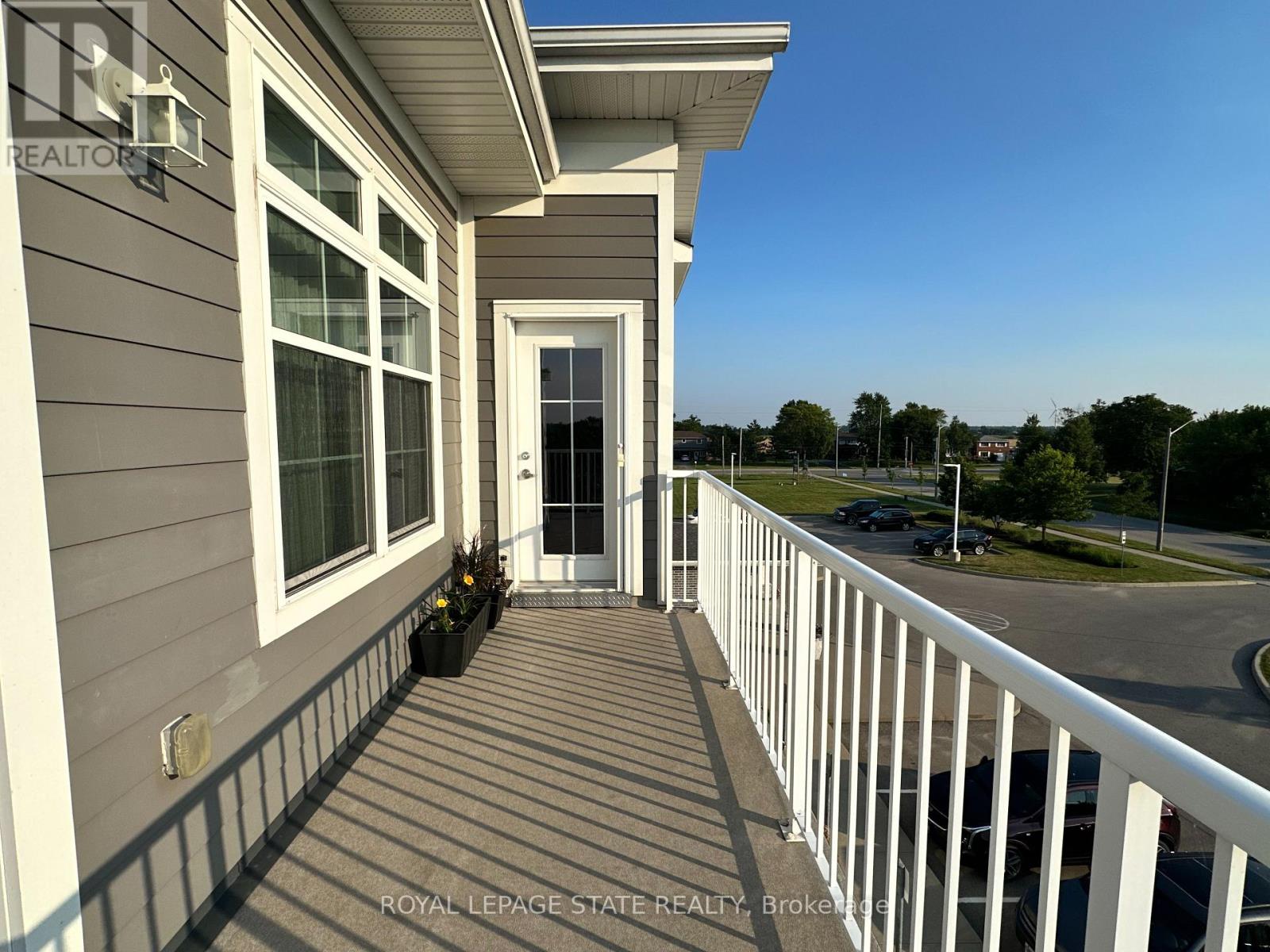 #307 14 SAUNDERS DRIVE - 30