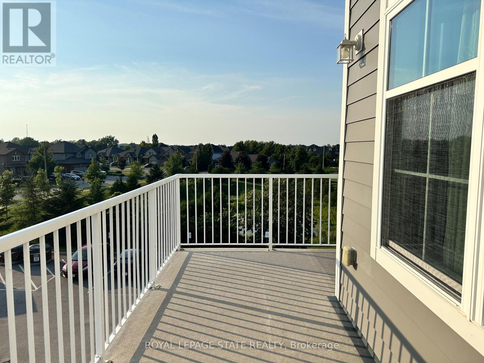 #307 14 SAUNDERS DRIVE - 31