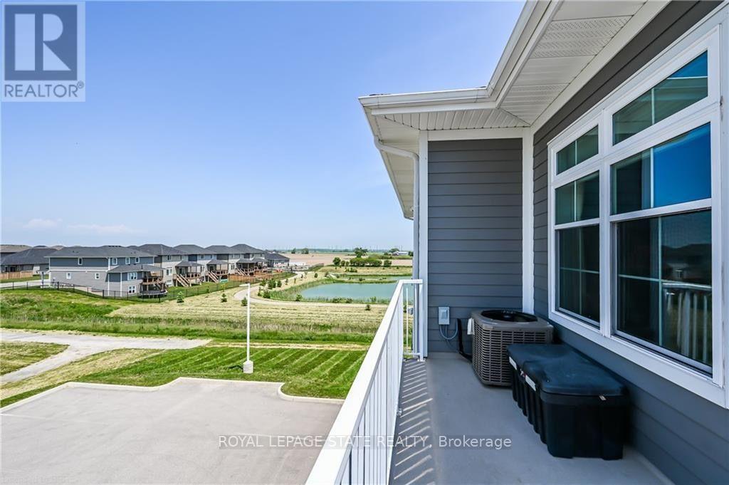 #307 14 SAUNDERS DRIVE - 32