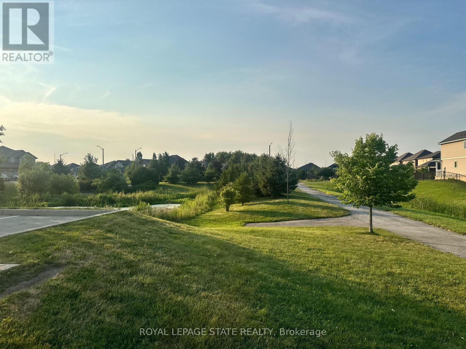 #307 14 SAUNDERS DRIVE - 37