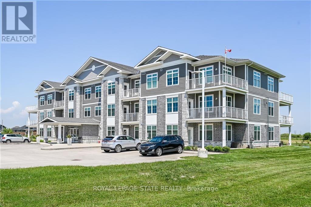 #307 14 SAUNDERS DRIVE - 6