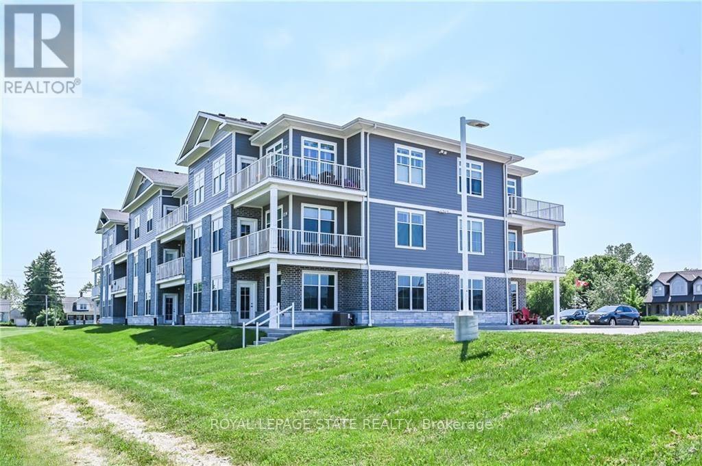 #307 14 SAUNDERS DRIVE - 7