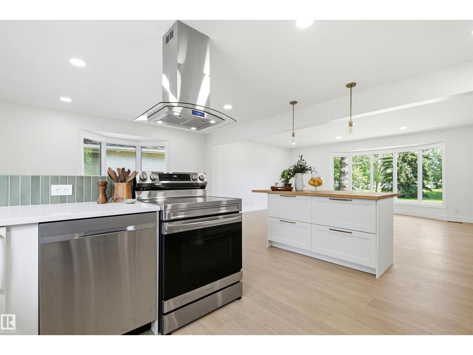 14335 47 AV NW - 10