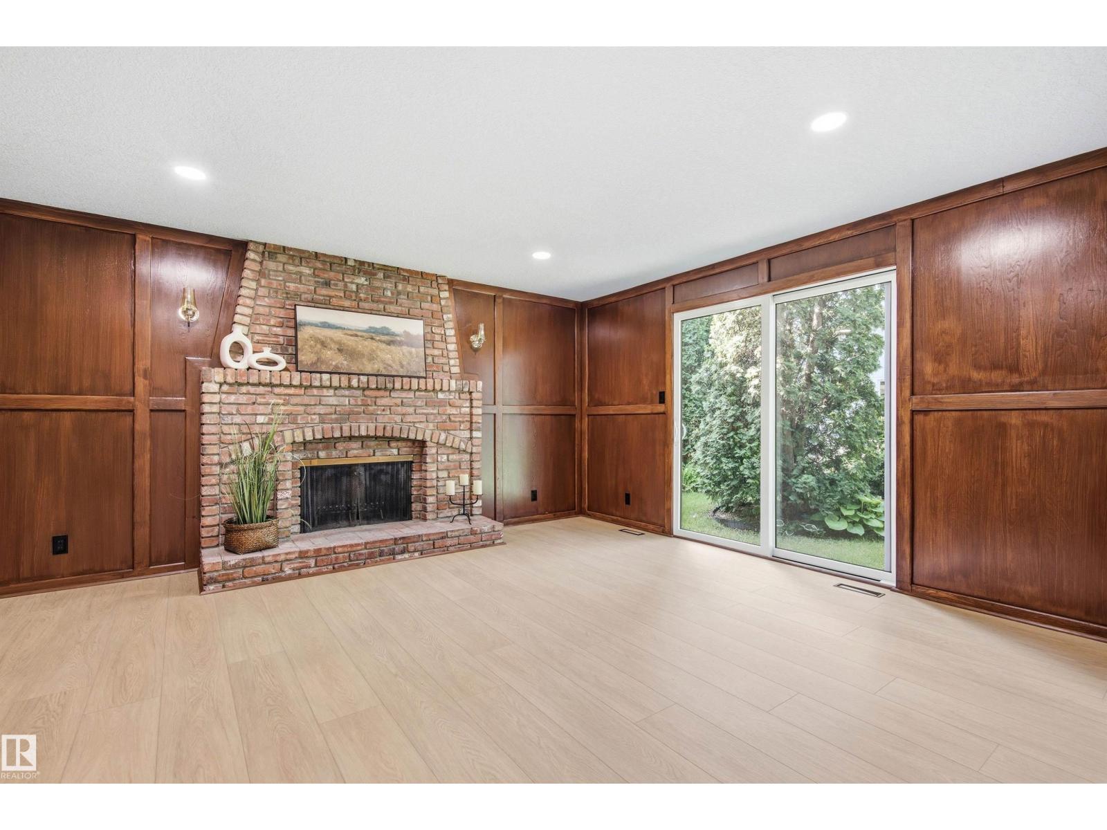 14335 47 AV NW - 22