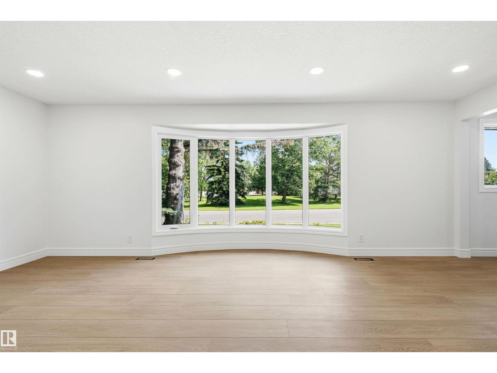 14335 47 AV NW - 26