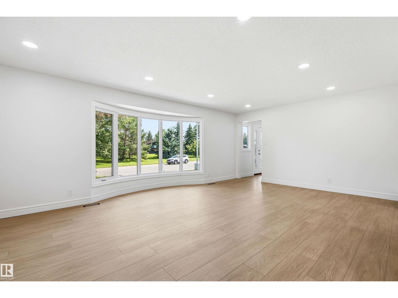14335 47 AV NW - 27