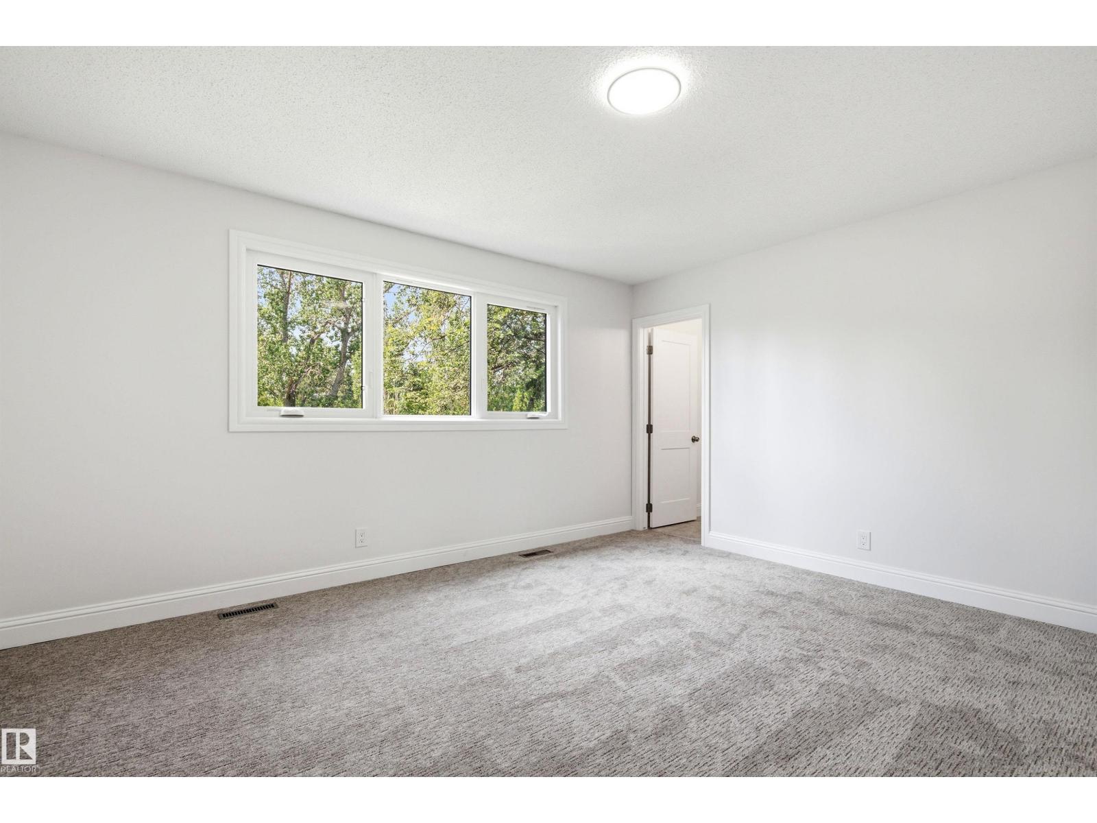 14335 47 AV NW - 31