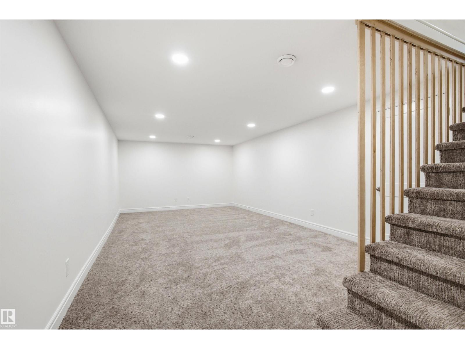 14335 47 AV NW - 45