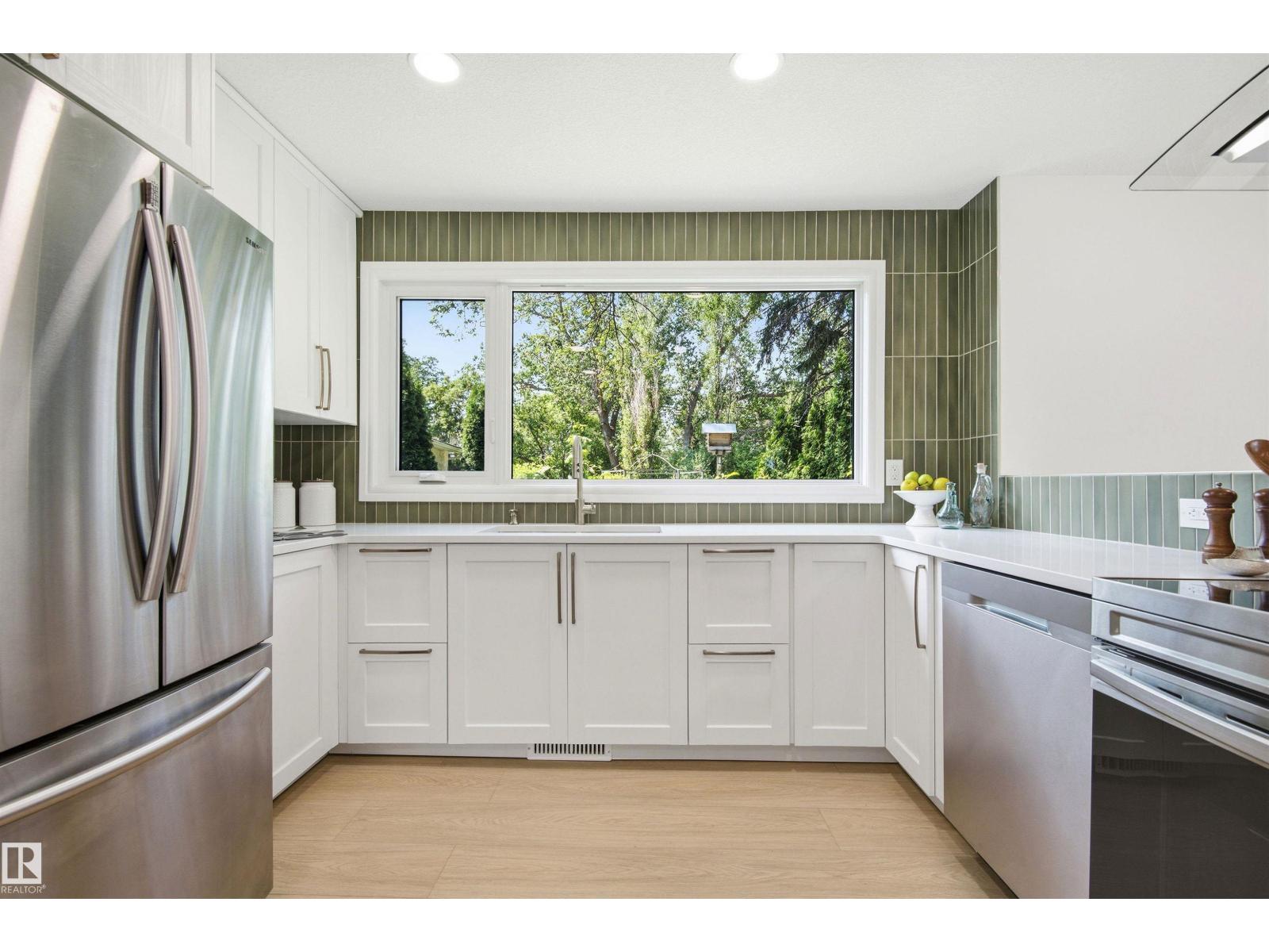 14335 47 AV NW - 6