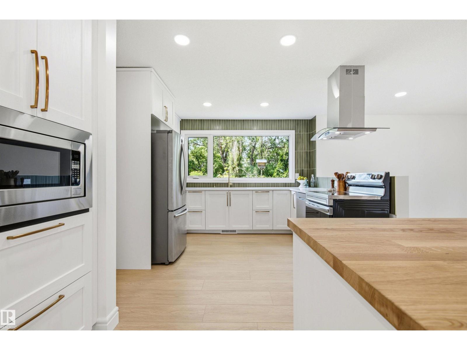 14335 47 AV NW - 8