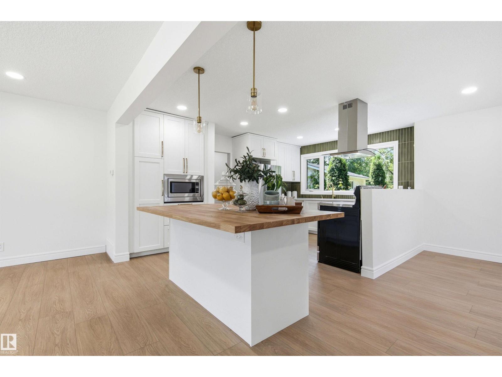 14335 47 AV NW - 9