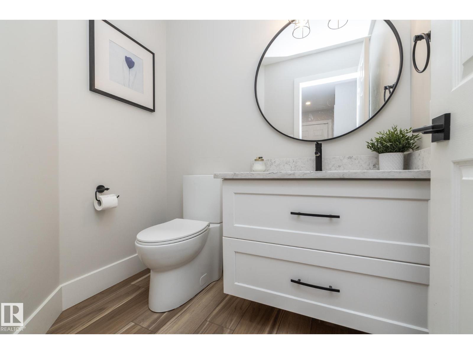 808 HEPBURN AV NW - 16