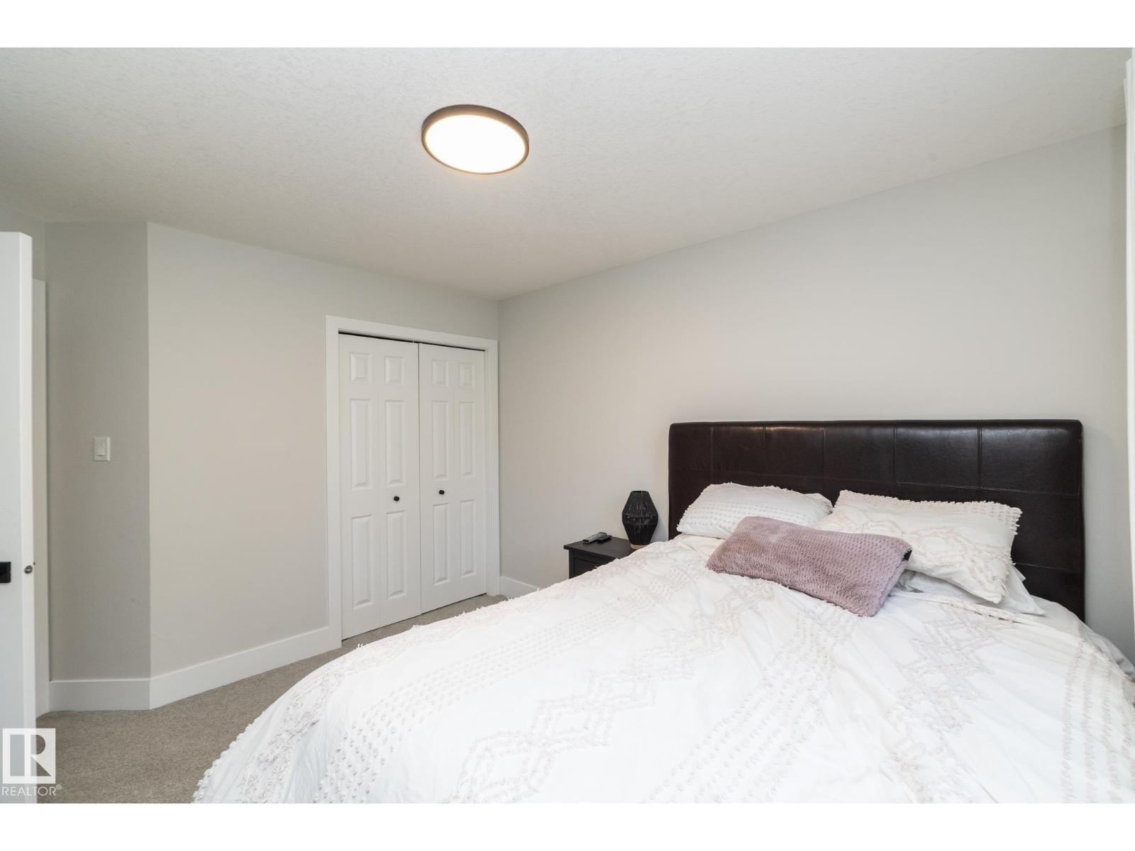 808 HEPBURN AV NW - 39