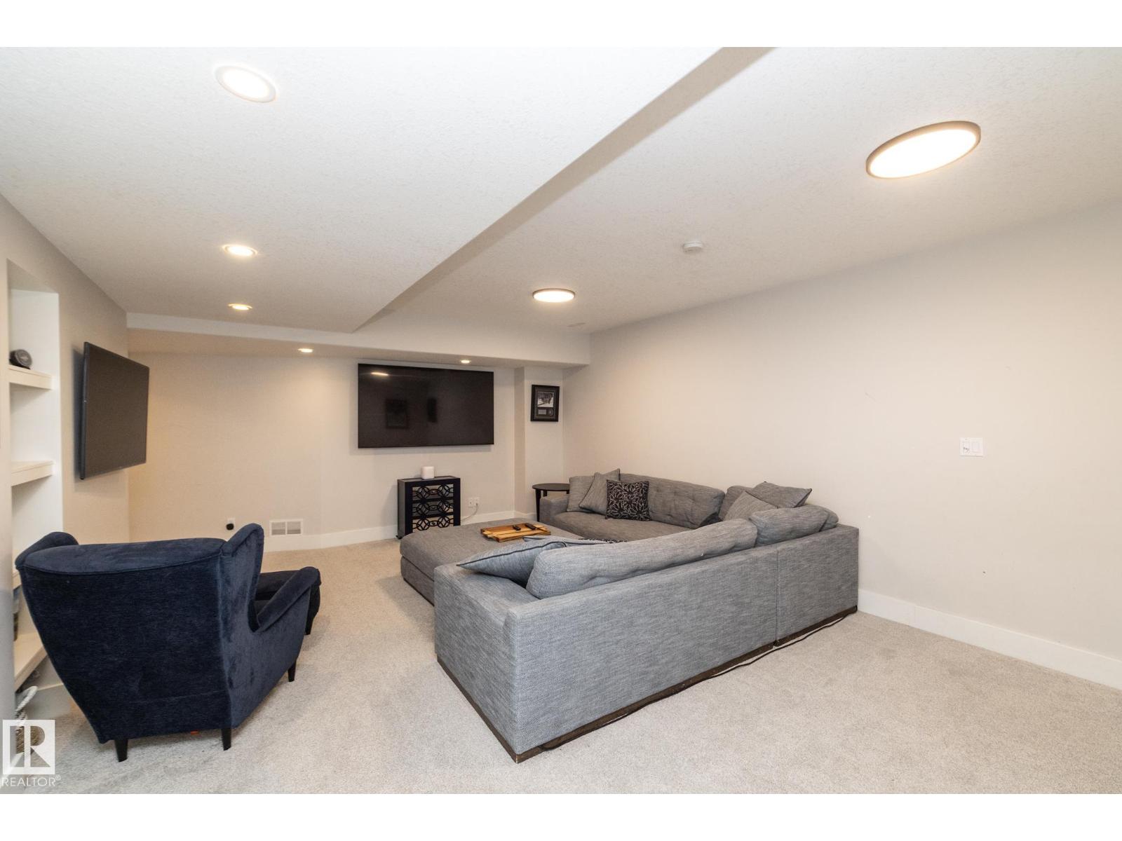 808 HEPBURN AV NW - 58