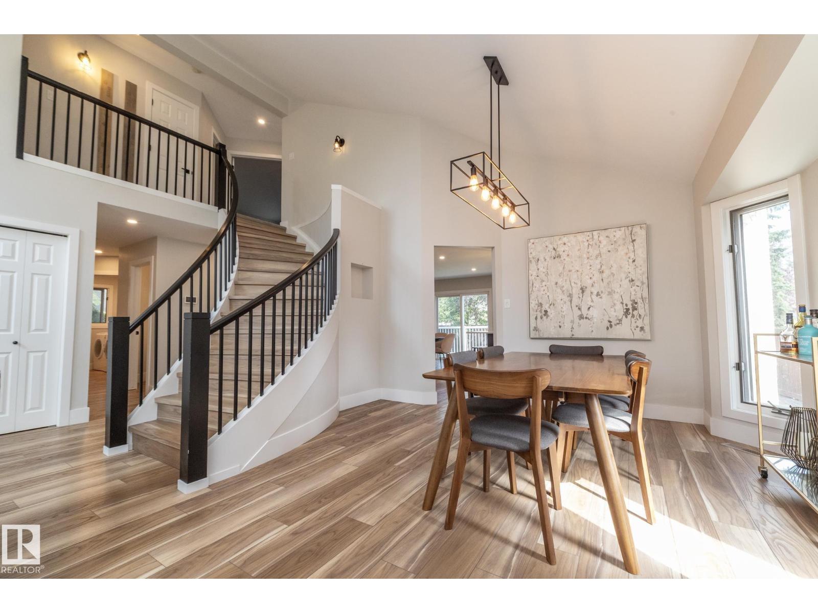 808 HEPBURN AV NW - 6