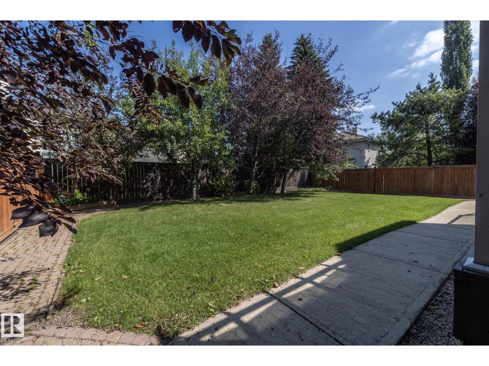 808 HEPBURN AV NW - 66