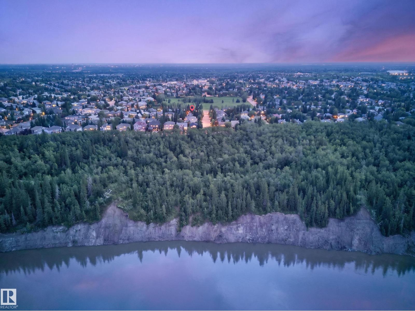 808 HEPBURN AV NW - 72