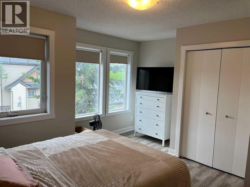 #303 2445 Kingsland Road SE - 5