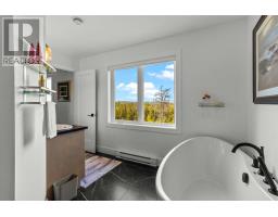 36 Middle Ledge Drive thumbnail 15