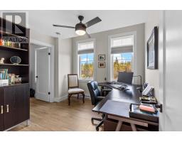 36 Middle Ledge Drive thumbnail 17