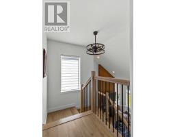 36 Middle Ledge Drive thumbnail 19