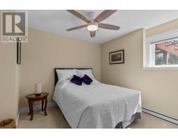 36 Middle Ledge Drive thumbnail 22
