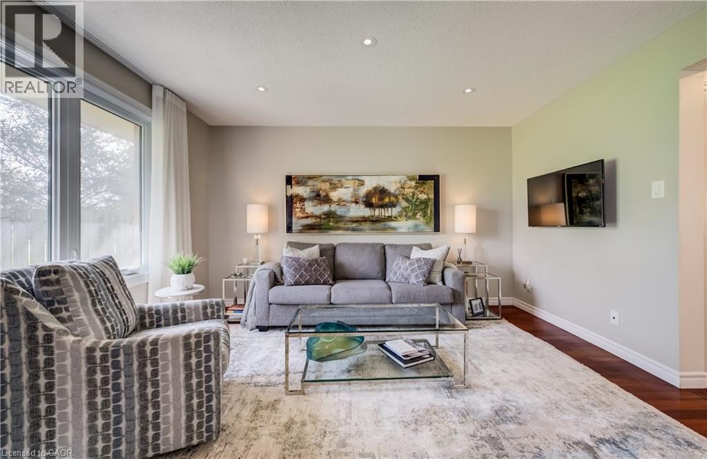 #35 375 KINGSCOURT Drive - 12