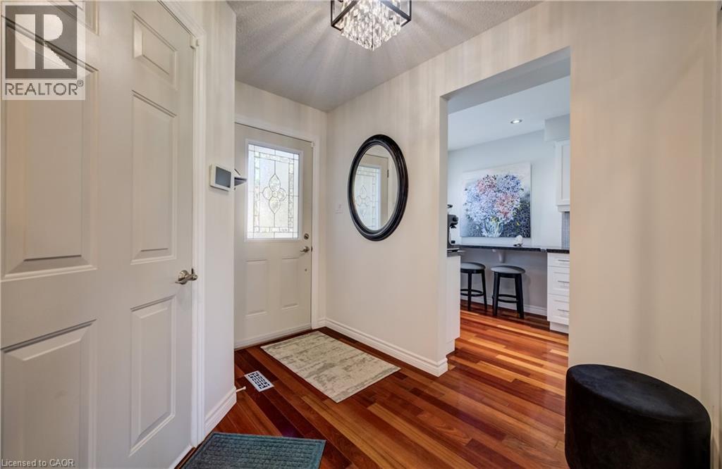 #35 375 KINGSCOURT Drive - 4