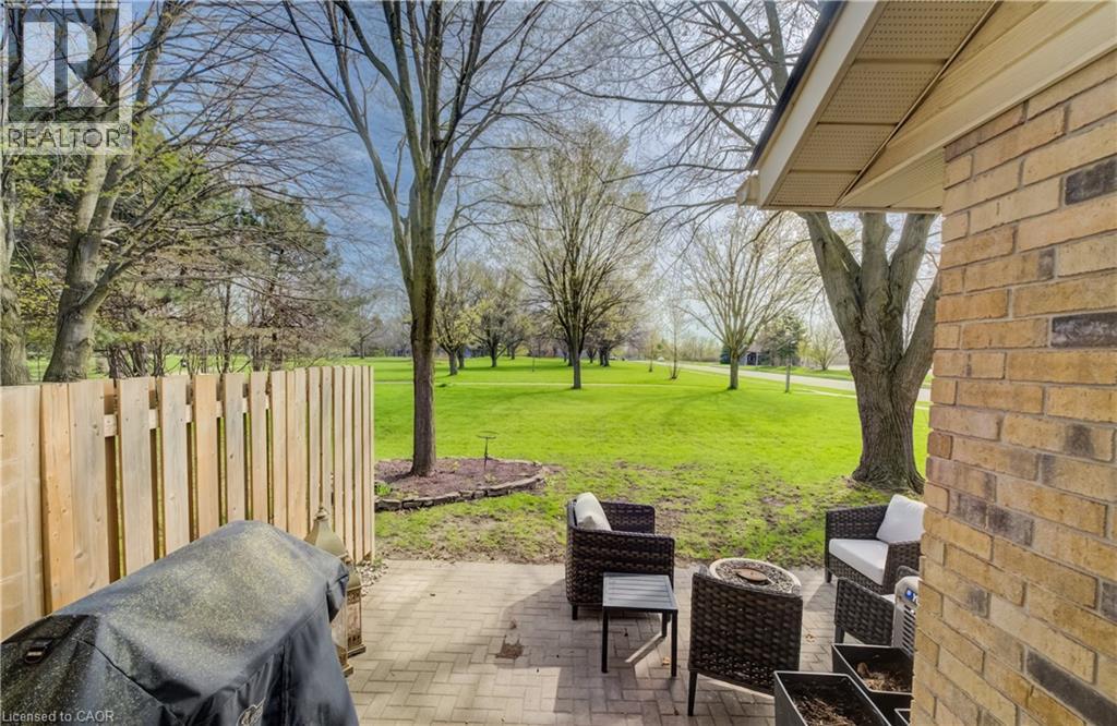 #35 375 KINGSCOURT Drive - 26