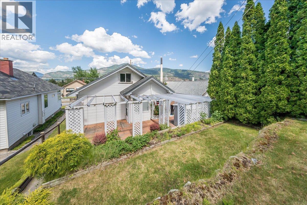 426 Austad Lane - 3