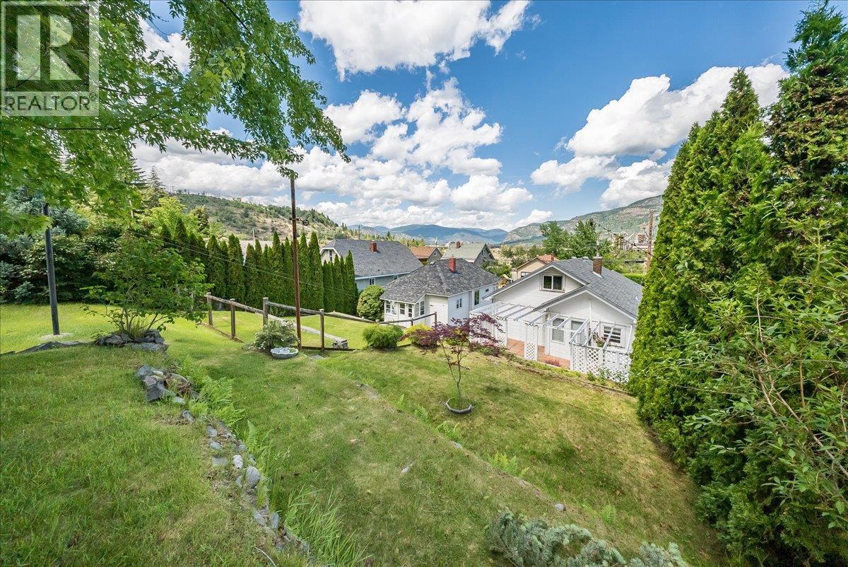 426 Austad Lane - 36