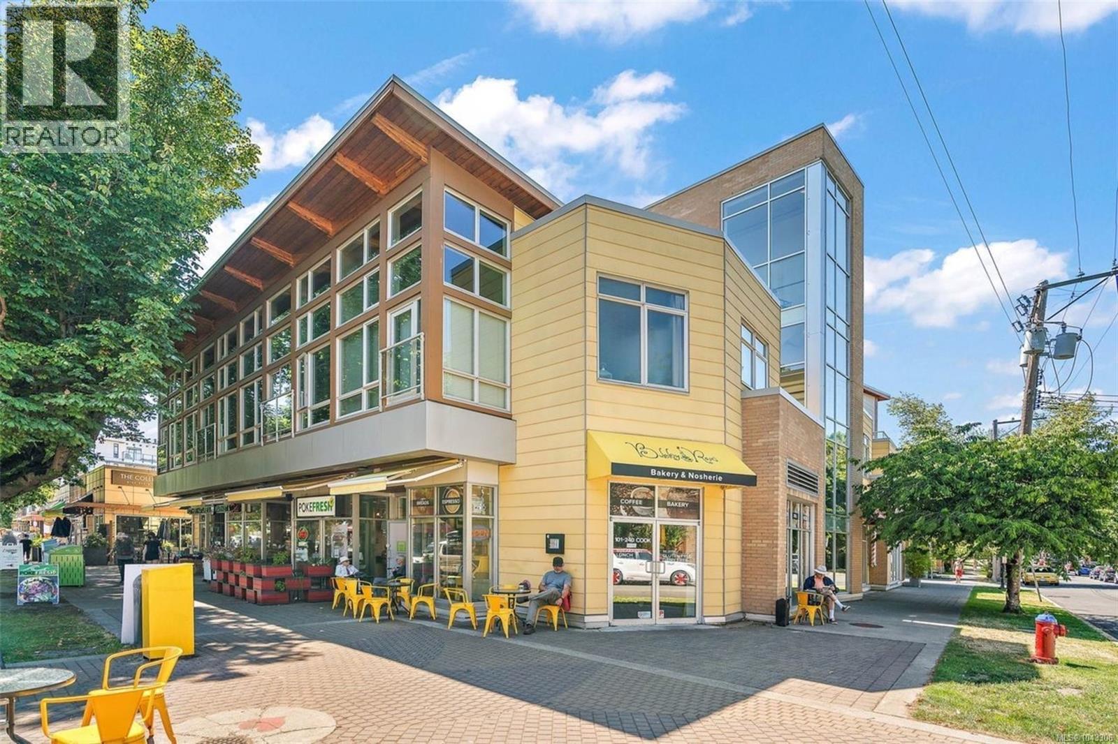 211 240 Cook Street, Victoria